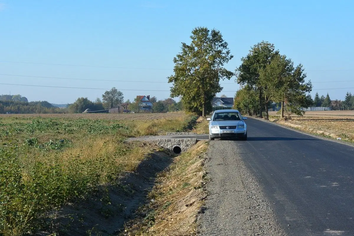 Najkrótsza droga do stolicy gminy wyremontowana