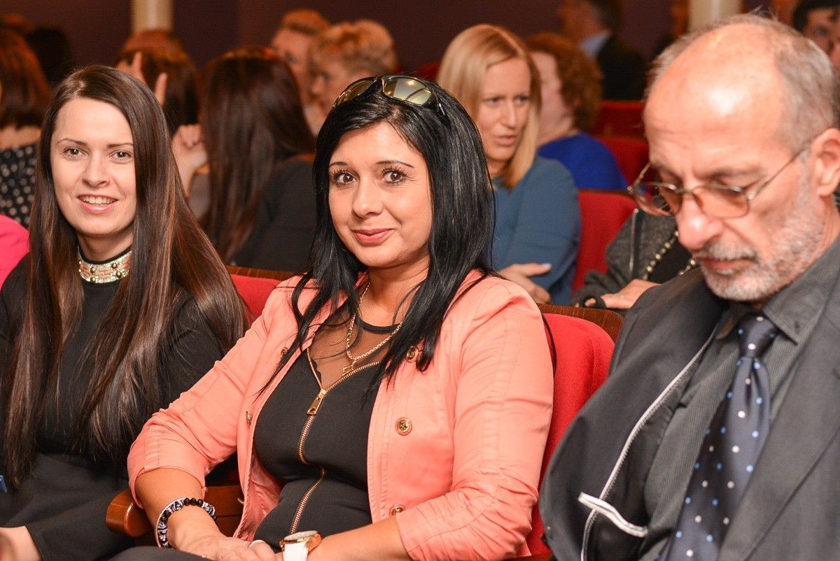 Najlepsi nauczyciele i dyrektorzy szkół powiatowych nagrodzeni