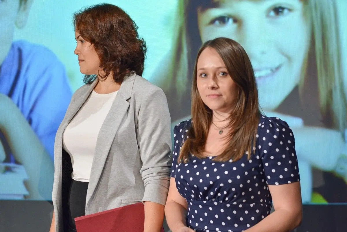 Najlepsi nauczyciele i dyrektorzy szkół powiatowych nagrodzeni