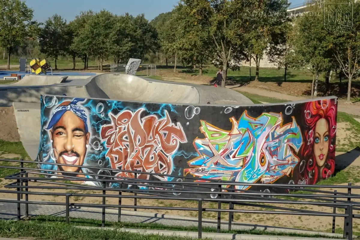 Graffiti na terenie Wiadukt Plaza
