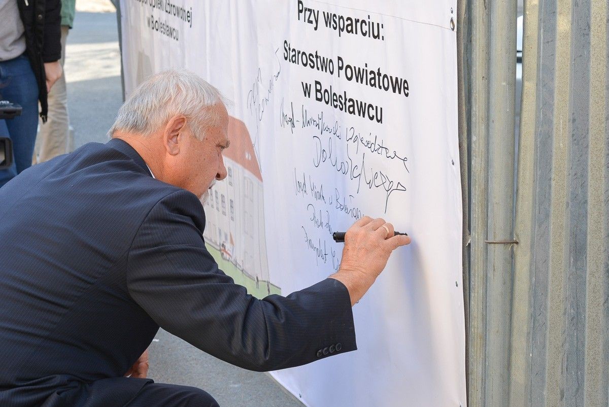 Ruszyła budowa nowego bloku operacyjnego w szpitalu powiatowym