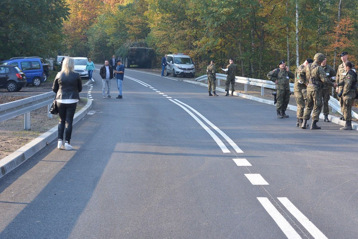 Największa inwestycja w historii Powiatu otwarta! Są wytrzymałe mosty w Świętoszowie