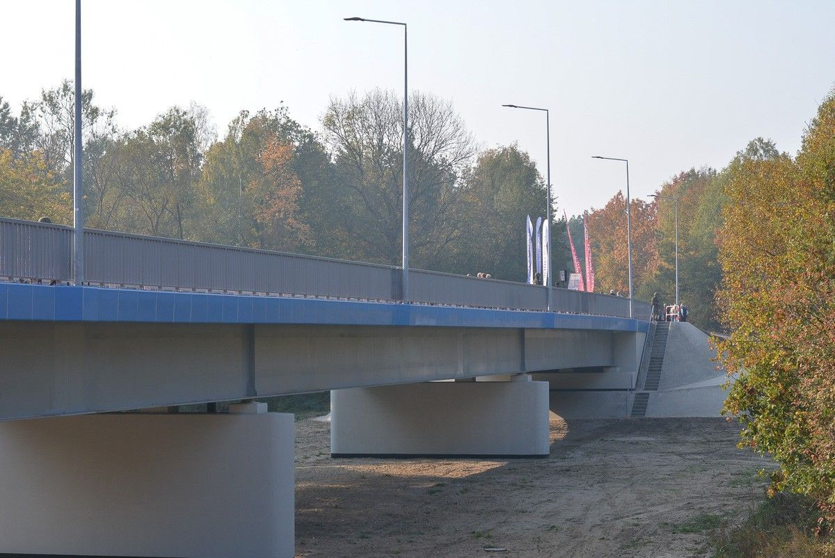 Największa inwestycja w historii Powiatu otwarta! Są wytrzymałe mosty w Świętoszowie