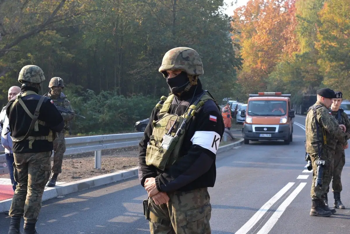 Największa inwestycja w historii Powiatu otwarta! Są wytrzymałe mosty w Świętoszowie