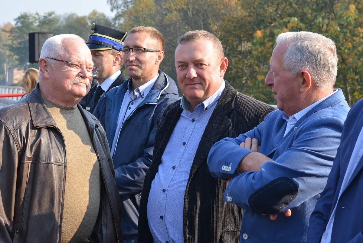Największa inwestycja w historii Powiatu otwarta! Są wytrzymałe mosty w Świętoszowie