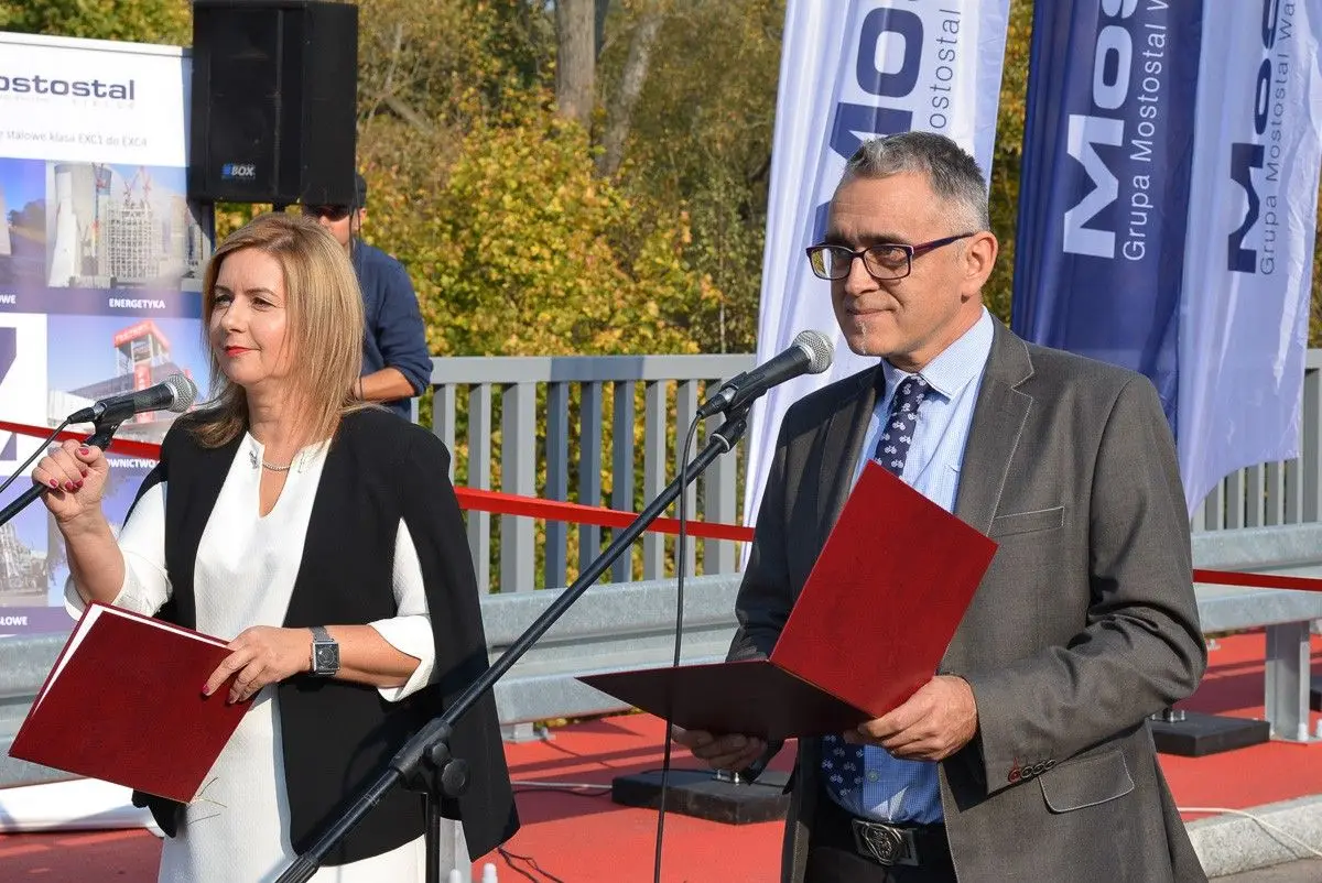 Największa inwestycja w historii Powiatu otwarta! Są wytrzymałe mosty w Świętoszowie
