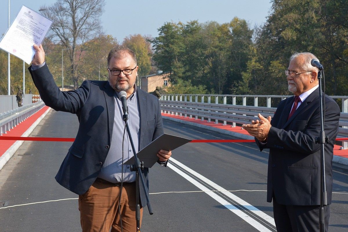 Największa inwestycja w historii Powiatu otwarta! Są wytrzymałe mosty w Świętoszowie