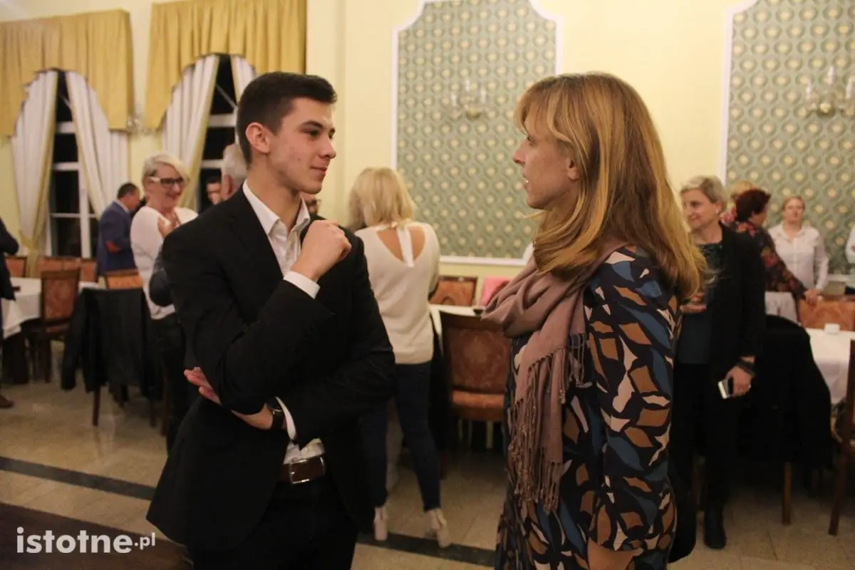 Zdjęcia ze sztabu Piotra Romana