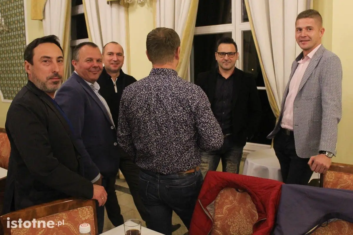 Zdjęcia ze sztabu Piotra Romana