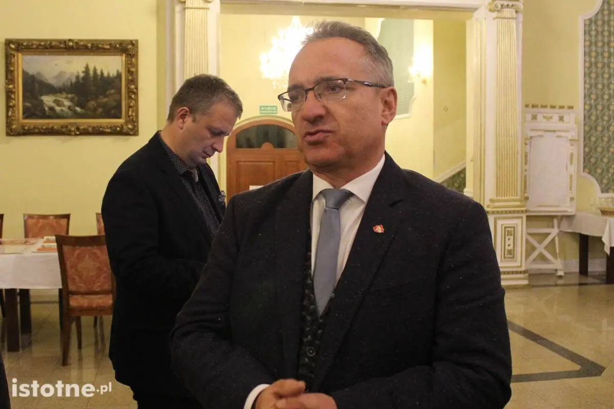 Zdjęcia ze sztabu Piotra Romana
