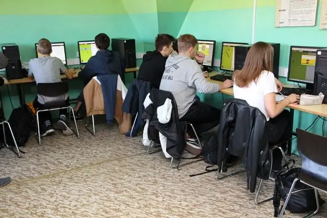 CodeWeek w bolesławieckim „Elektroniku”