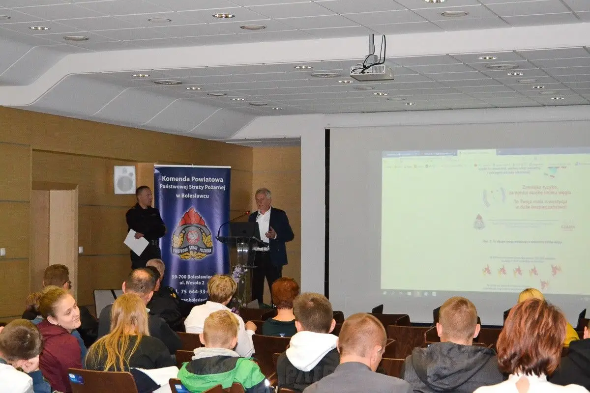 Konferencja Komendy Powiatowej PSP w Bolesławcu w sali BOK – MCC