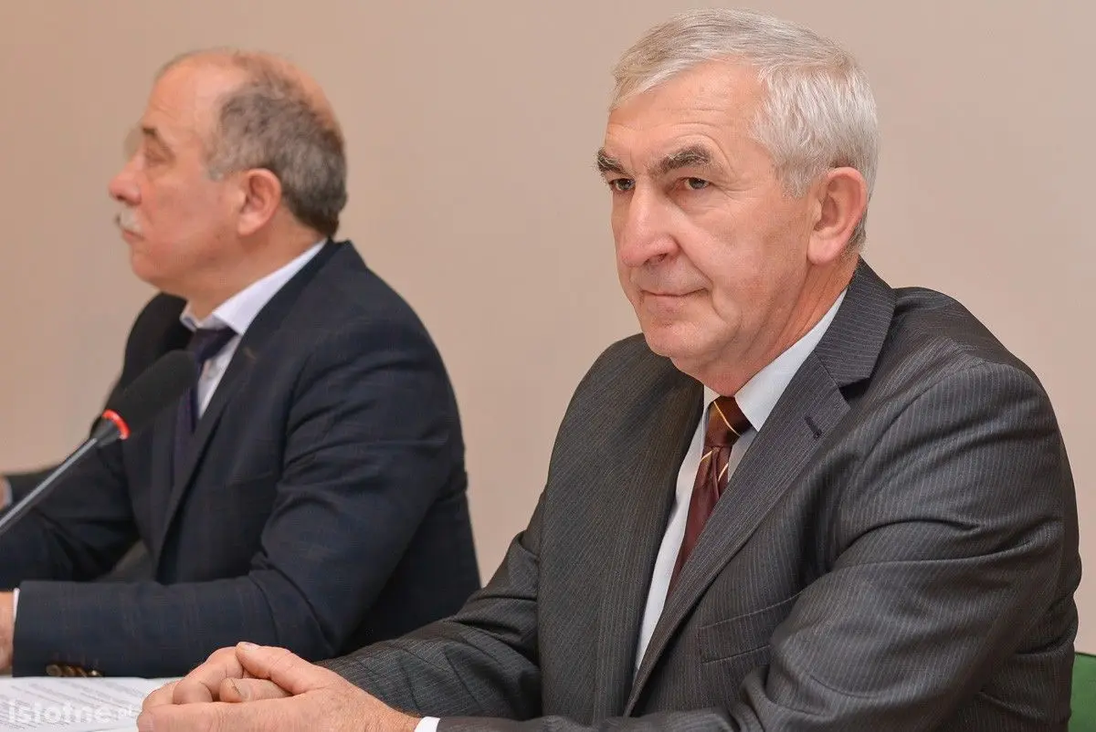 Trwa przedostatnie posiedzenie Rady Powiatu tej kadencji