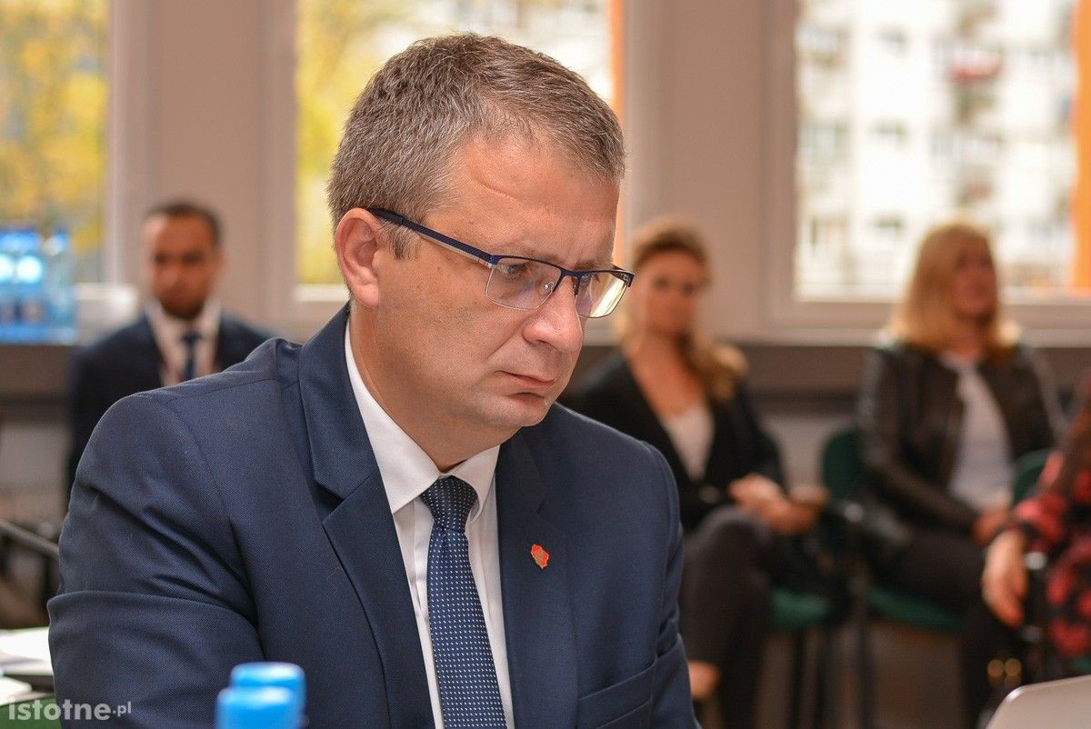 Trwa przedostatnie posiedzenie Rady Powiatu tej kadencji