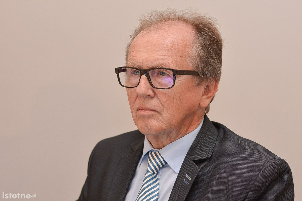 Trwa przedostatnie posiedzenie Rady Powiatu tej kadencji