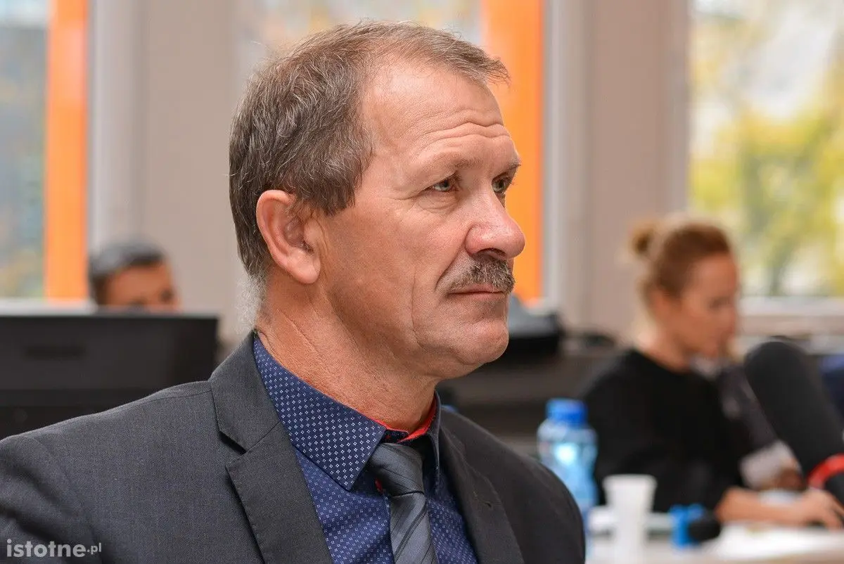 Trwa przedostatnie posiedzenie Rady Powiatu tej kadencji