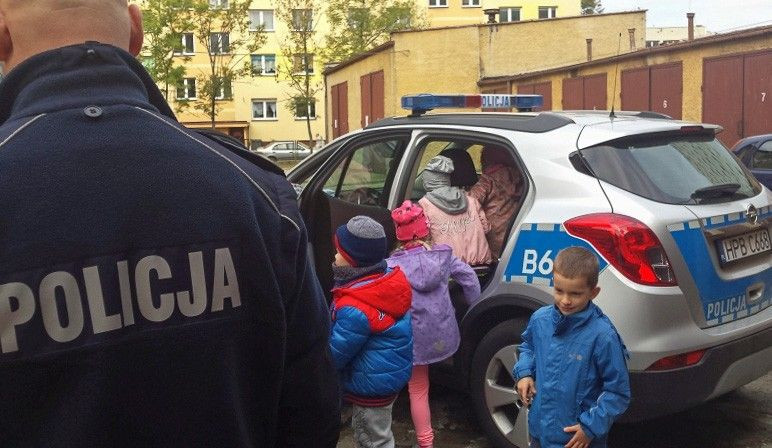 Przedszkolaki ponownie opanowały bolesławiecką komendę