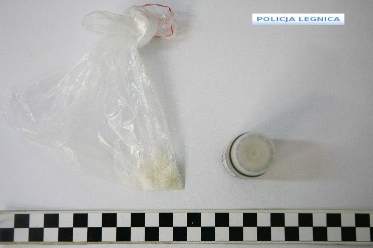 Poszukiwany przestępca wpadł z metamfetaminą