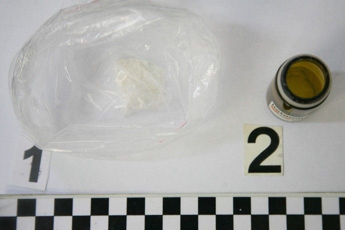 Poszukiwany przestępca wpadł z metamfetaminą