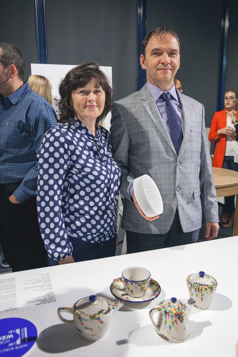 Ceramika Artystyczna – Spółdzielnia Rękodzieła Artystycznego w Bolesławcu uhonorowana nagrodą Ministra Kultury i Dziedzictwa Narodowego Piotra Glińskiego