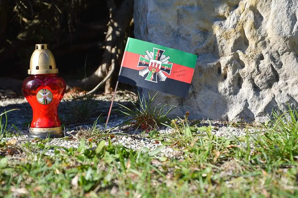 Artylerzyści pamiętali o zmarłych kolegach i żołnierzach poległych na wojnie