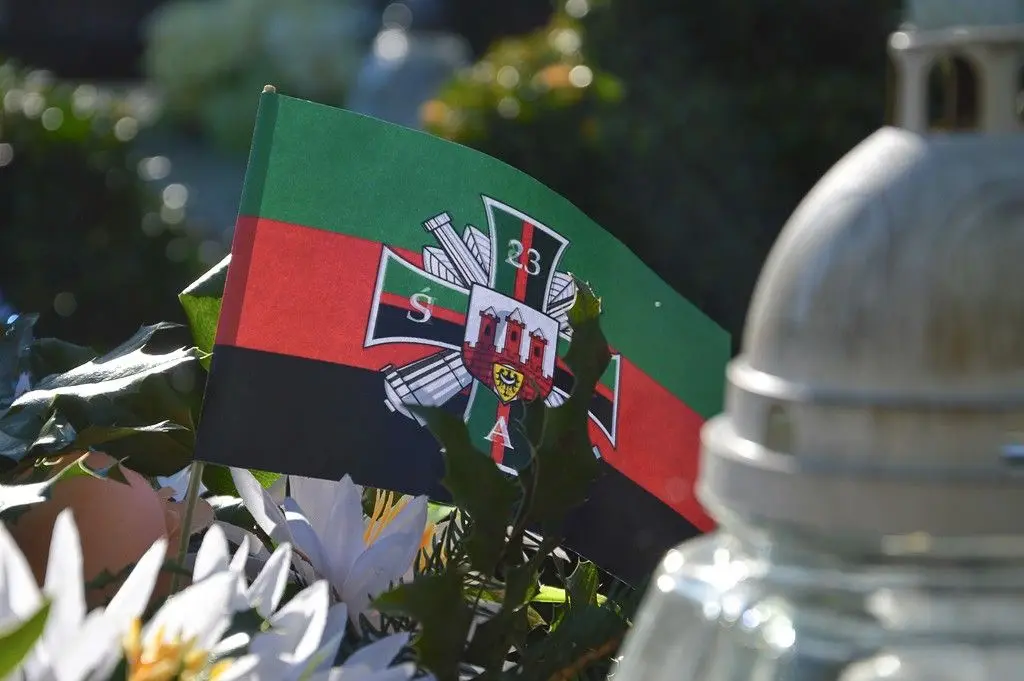 Artylerzyści pamiętali o zmarłych kolegach i żołnierzach poległych na wojnie