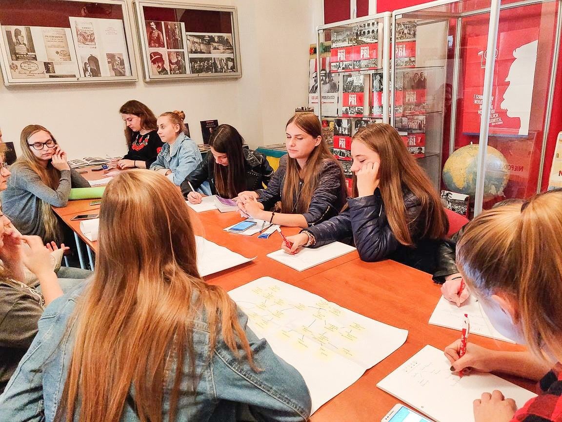 Młodzież z Ukrainy dwukrotnie w Mieście Ceramiki