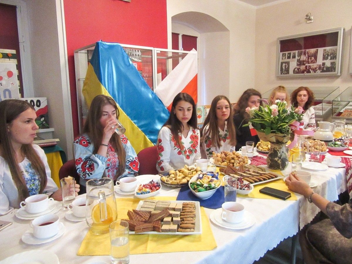 Młodzież z Ukrainy dwukrotnie w Mieście Ceramiki