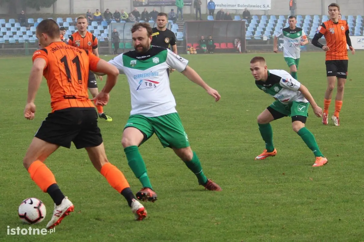 BKS: przegrana z liderem na zakończenie rundy