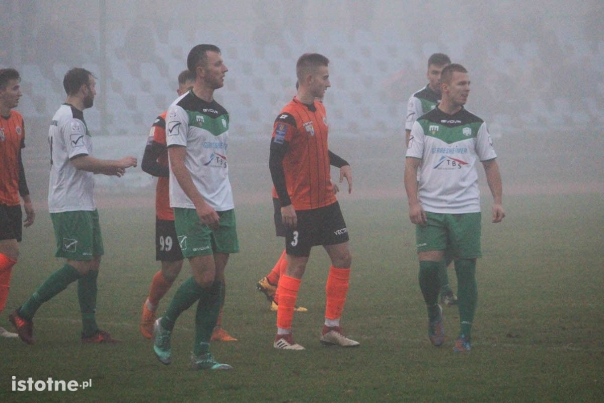 BKS: przegrana z liderem na zakończenie rundy