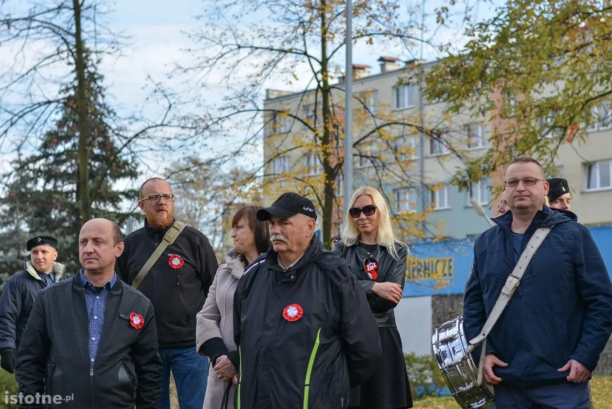 Tzw. park Waryńskiego w Bolesławcu wreszcie nosi właściwe imię – hm. Huberta Bonina