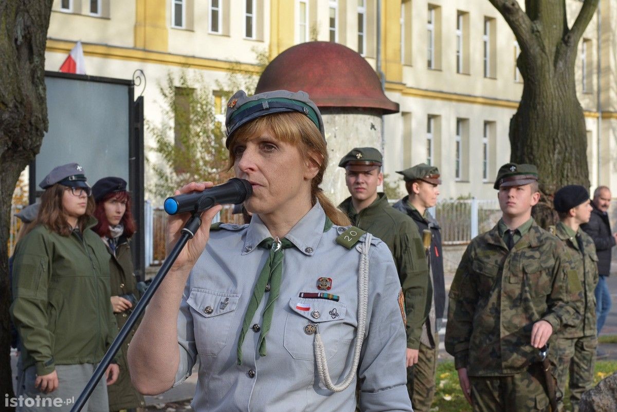 Tzw. park Waryńskiego w Bolesławcu wreszcie nosi właściwe imię – hm. Huberta Bonina