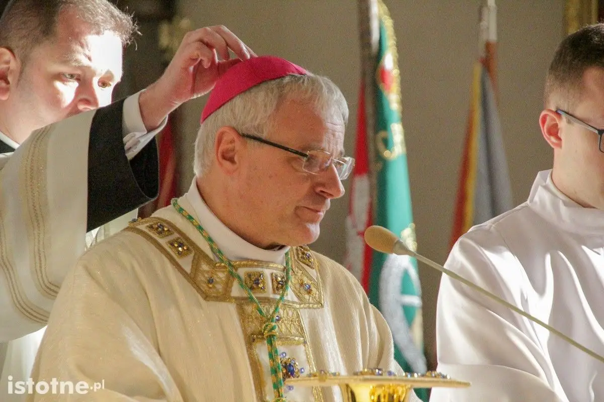Msza w setną rocznicę odzyskania niepodległości przez Polskę