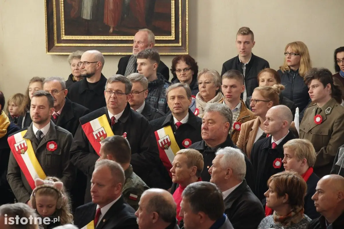 Msza w setną rocznicę odzyskania niepodległości przez Polskę