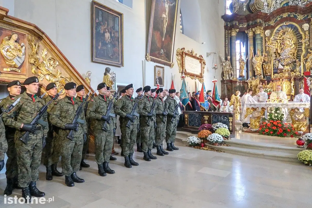 Msza w setną rocznicę odzyskania niepodległości przez Polskę