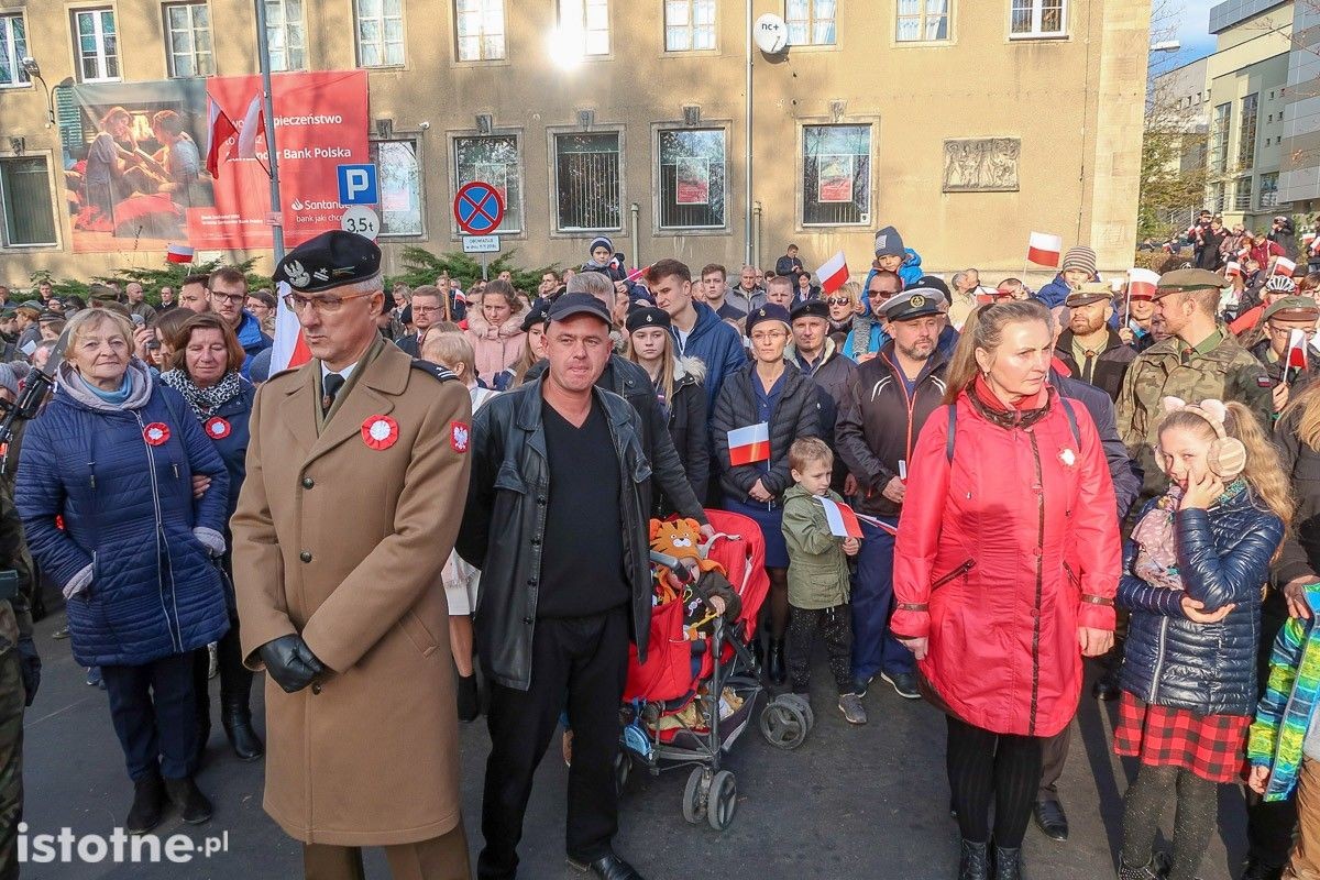 Uroczystość odsłonięcia pomnika 100-lecia Odzyskania Niepodległości