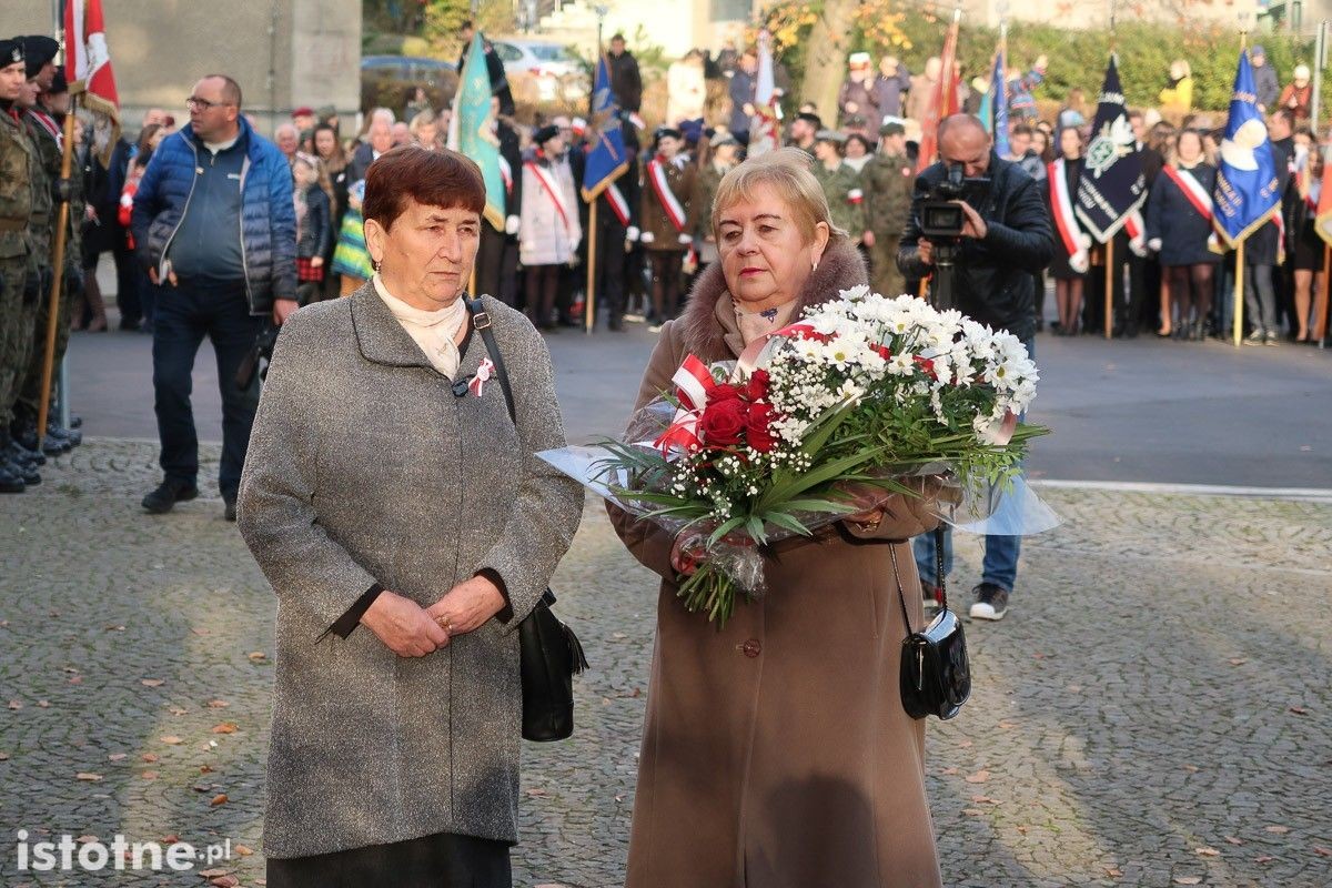 Uroczystość odsłonięcia pomnika 100-lecia Odzyskania Niepodległości