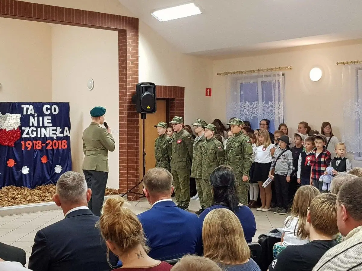 Apel w SP w Szczytnicy (gmina Warta Bolesławiecka)