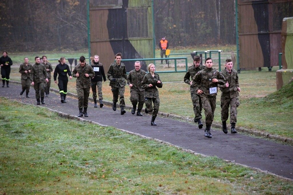 Turniej strzelecki i Zawody sportowo-obronne z okazji 100-lecia Odzyskania Niepodległości w obiektach szkoleniowych 23 Śląskiego Pułku Artylerii w Bolesławcu