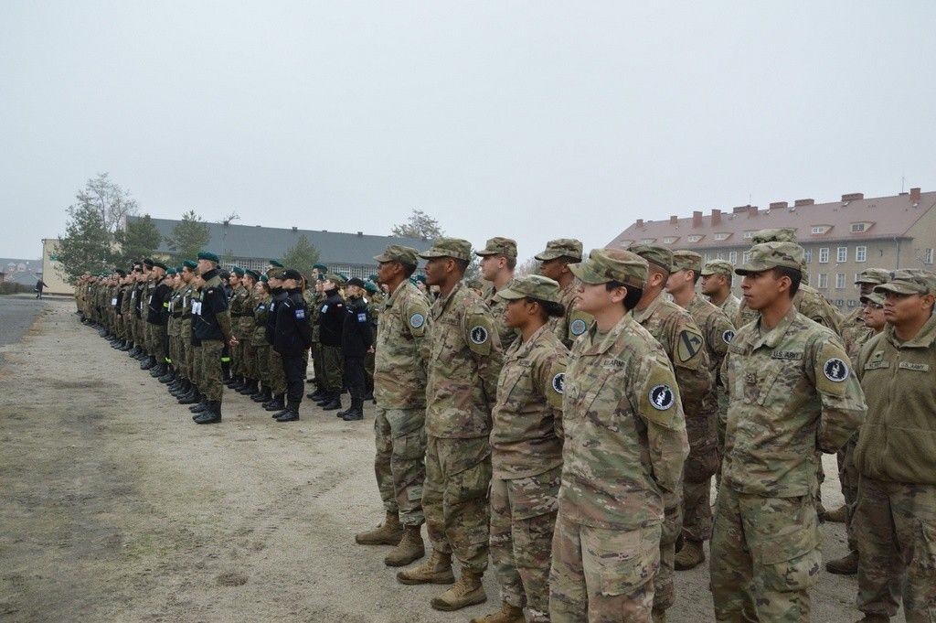 Turniej strzelecki i Zawody sportowo-obronne z okazji 100-lecia Odzyskania Niepodległości w obiektach szkoleniowych 23 Śląskiego Pułku Artylerii w Bolesławcu