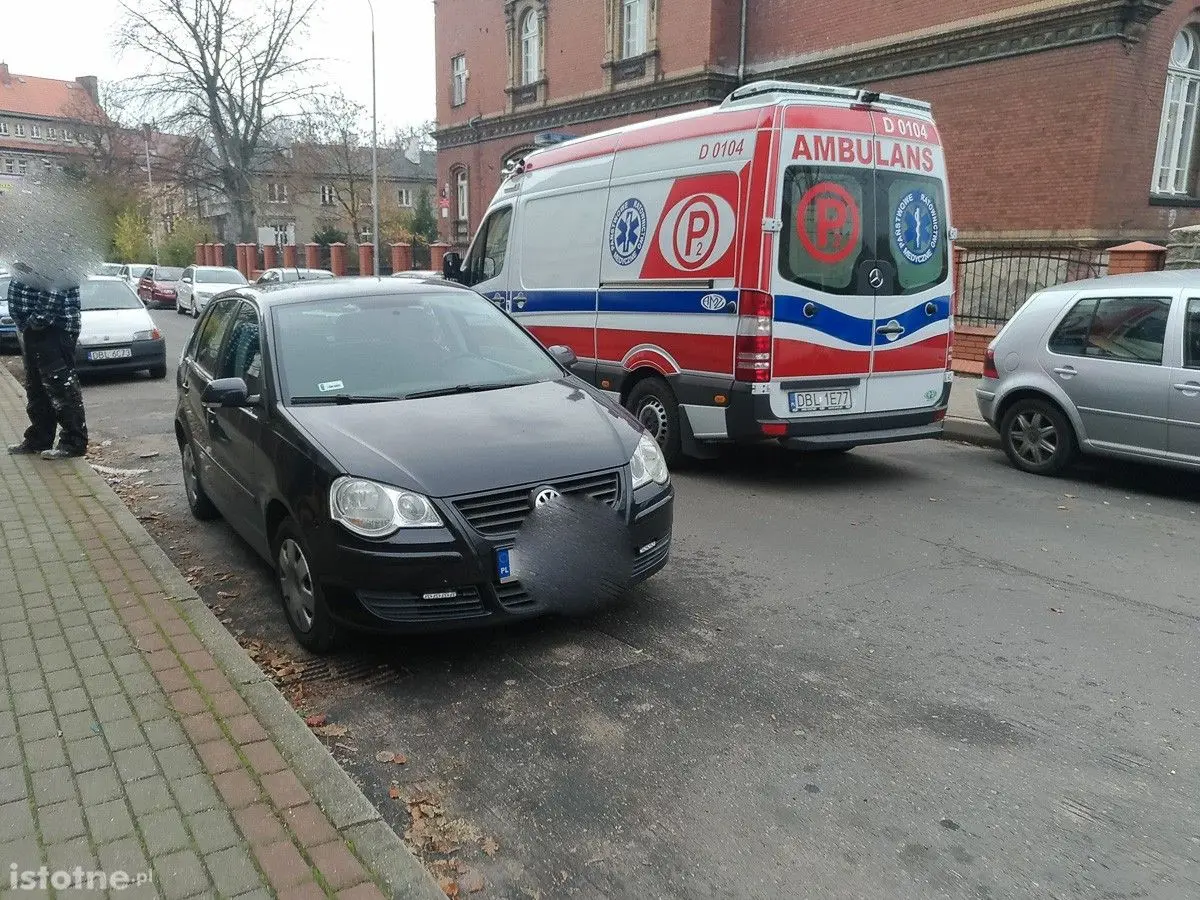 Potrącenie dziewczynki przy Mikołaja Brody