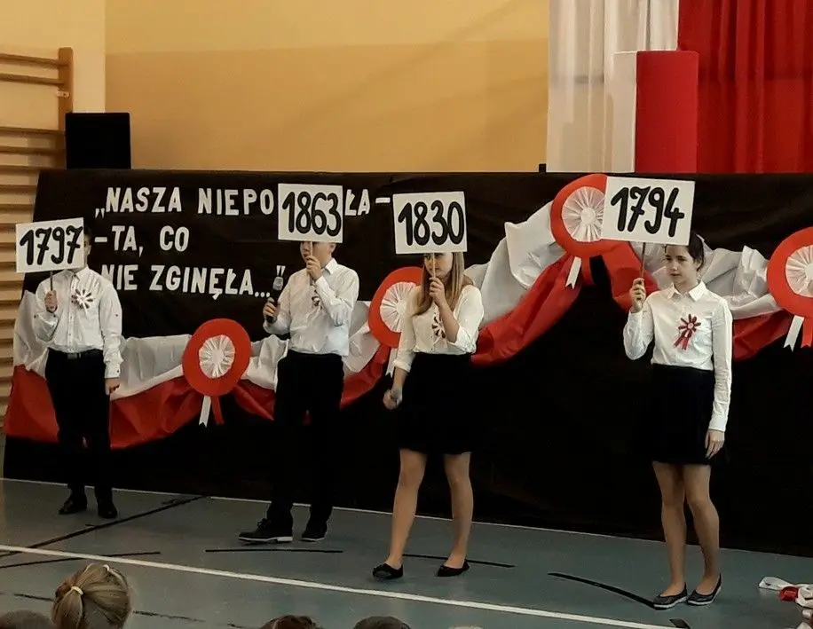 Obchody odzyskania niepodległości przez Polskę w Szkole Podstawowej nr 3