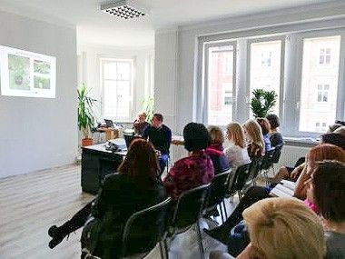 Nie dla narkotyków. Mundurowi edukowali pedagogów