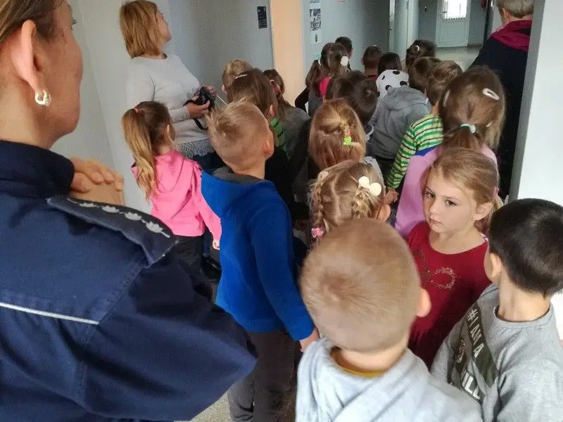 Dzieci ponownie opanowały bolesławiecką komendę policji