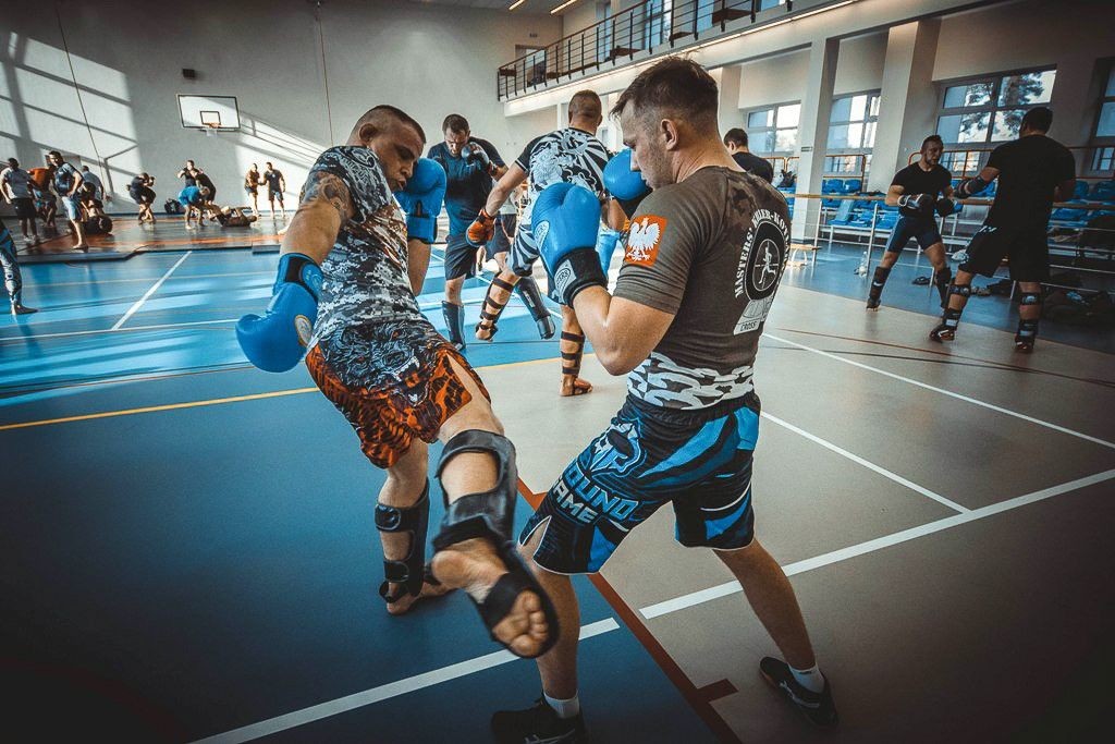 Mistrz świata w muay thai i fighter MMA w świętoszowskiej Brygadzie