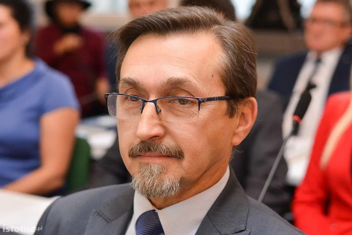Ruszyła sesja Rady Powiatu Bolesławieckiego. Kto będzie przewodniczącym?
