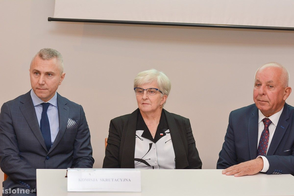 Ruszyła sesja Rady Powiatu Bolesławieckiego. Kto będzie przewodniczącym?