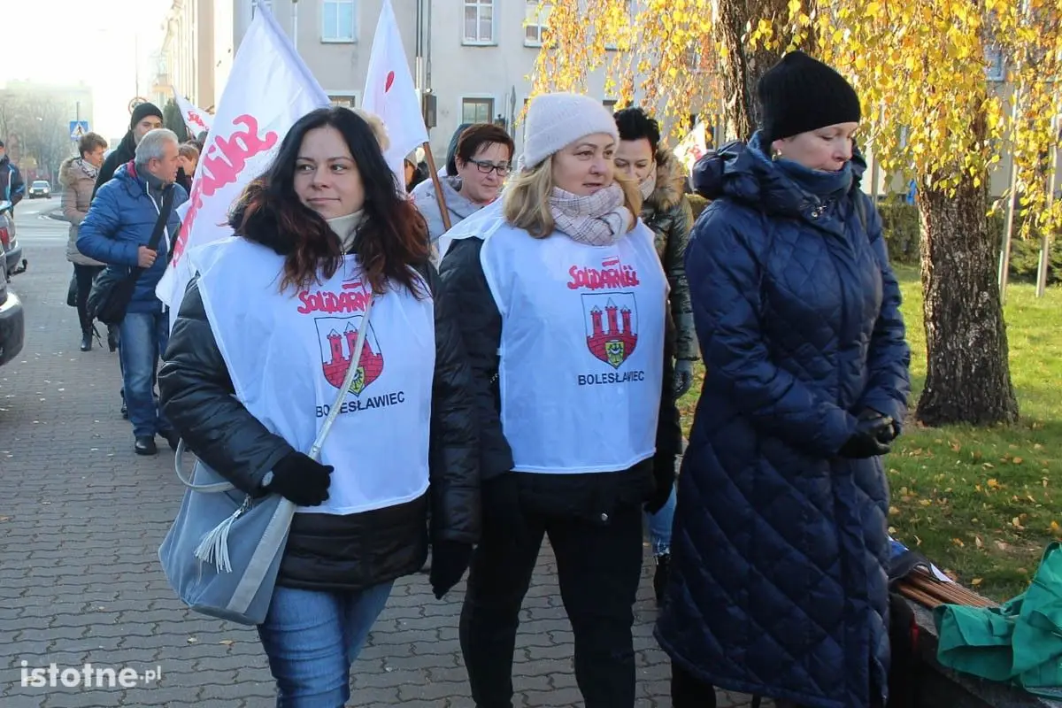 Pikieta przed firmą Gerresheimer w Bolesławcu