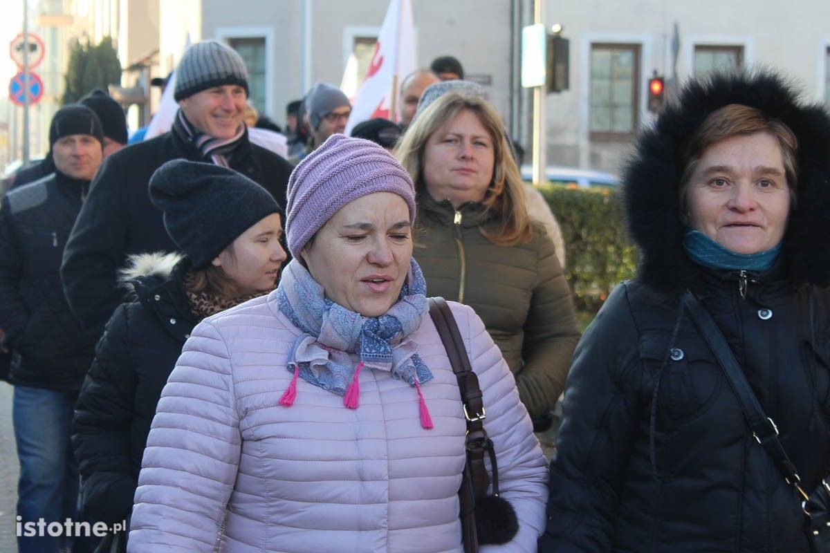 Pikieta przed firmą Gerresheimer w Bolesławcu