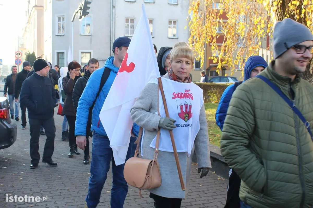 Pikieta przed firmą Gerresheimer w Bolesławcu